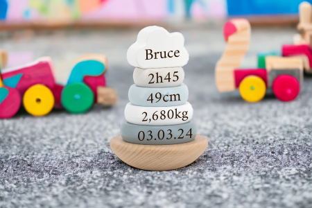 Tour à empiler nuage blanc