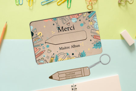 Carte avec porte clés - crayon